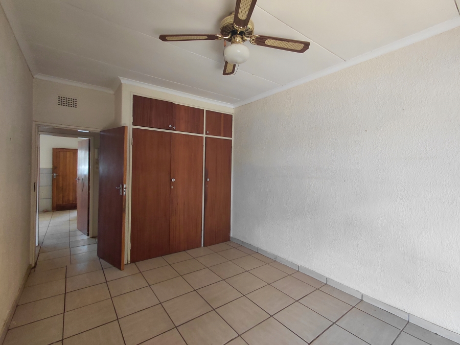 To Let 2 Bedroom Property for Rent in Meiringspark North West